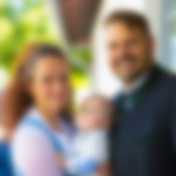 Babysitter Familie H_n aus 83334 Inzell