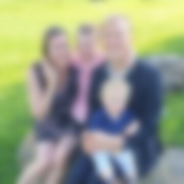 Babysitter Julia in Unteraichen aus 70771 Leinfelden