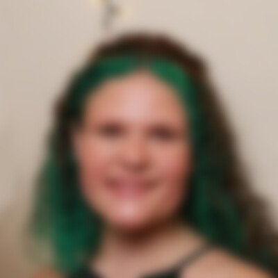 Babysitter Emely aus 65510 Idstein