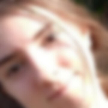 Babysitter Lilly aus 02747 Herrnhut